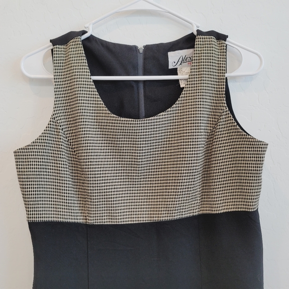 Alexis Black Sheath Dress Size 10 Petite - Picture 8 of 14